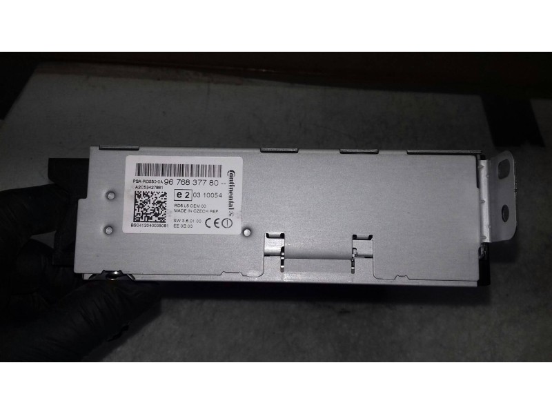 Recambio de sistema audio / radio cd para peugeot 508 access referencia OEM IAM 9676837780 A2C53427881 