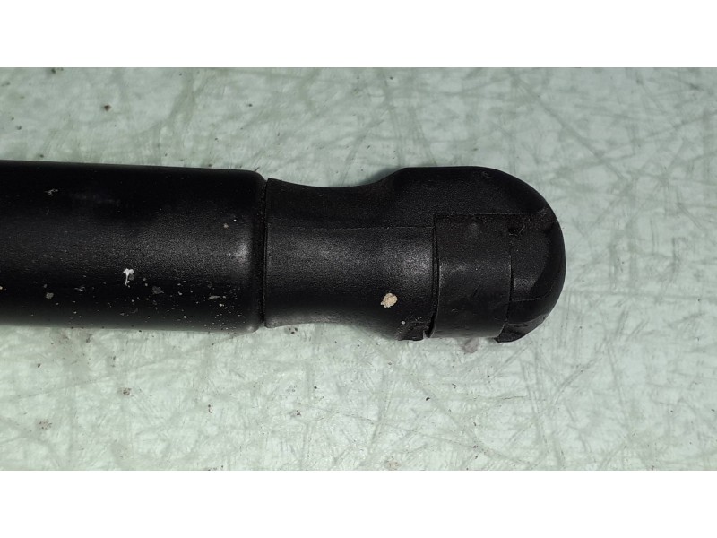 Recambio de amortiguadores capo para audi a3 (8p) 1.9 tdi e limited edition referencia OEM IAM 8P0823359  0250N