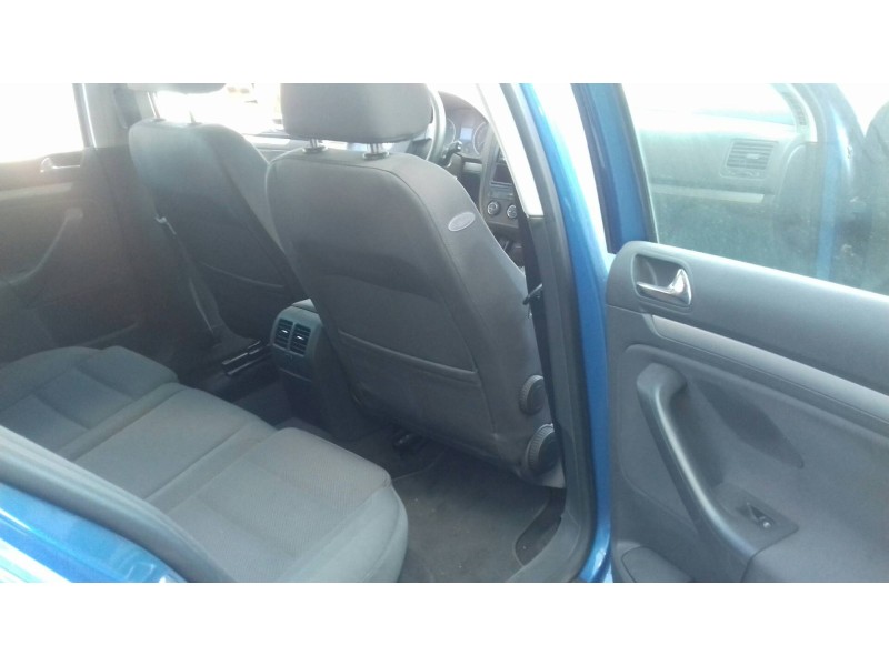 volkswagen golf v berlina (1k1) del año 2005