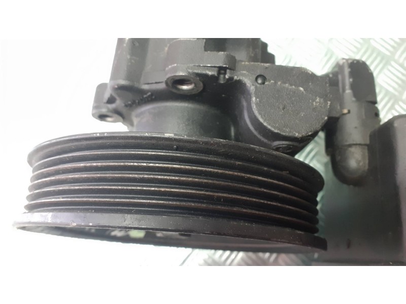 Recambio de bomba direccion para mercedes-benz clase m (w163) 320 (163.154) referencia OEM IAM 0024668101 A0004600183 2108076T
