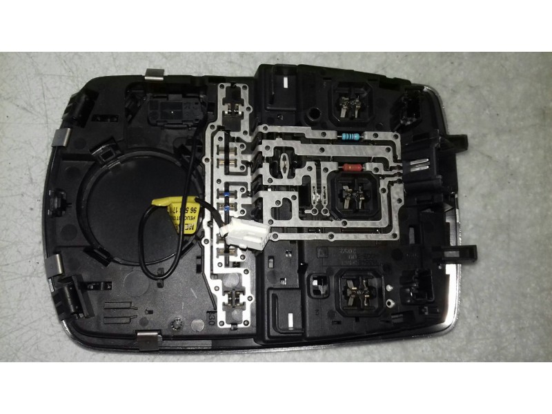 Recambio de luz interior para peugeot 508 access referencia OEM IAM 9651817180 968848N0033 54XT002052