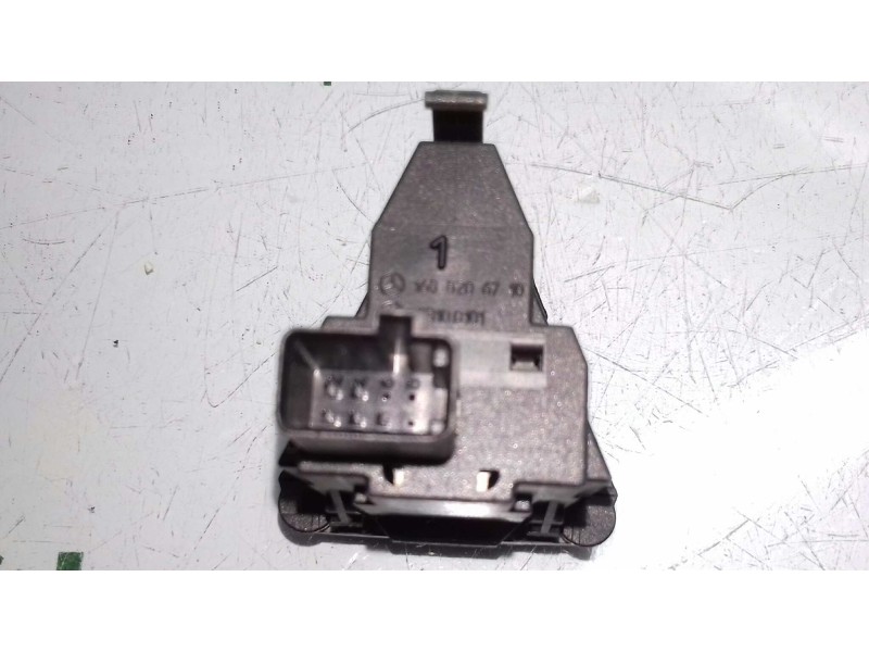 Recambio de warning para mercedes-benz clase a (w168) 170 cdi (168.009) referencia OEM IAM 1688206710 33100101 