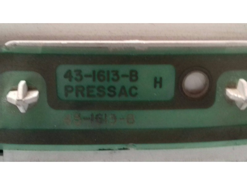 Recambio de cuadro instrumentos para ford fiesta berlina básico referencia OEM IAM YS6F10841 44ZU174 VISTEON