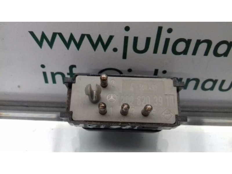 Recambio de interruptor para mercedes-benz clase c (w202) berlina referencia OEM IAM 2028203910 501499 C/C