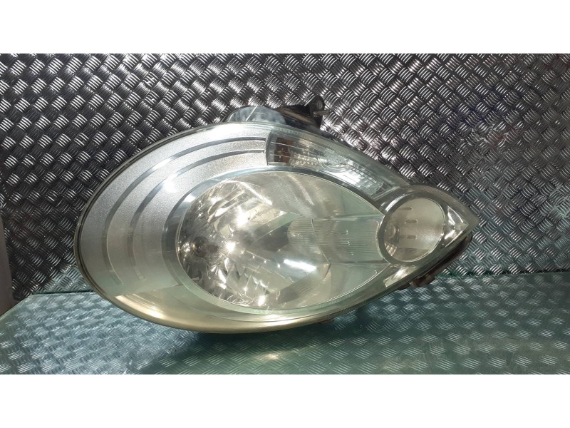 Recambio de faro izquierdo para renault kangoo dynamique referencia OEM IAM 8200419910  8200419882