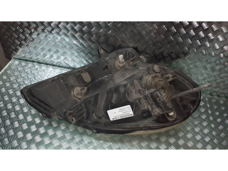Recambio de faro izquierdo para renault kangoo dynamique referencia OEM IAM 8200419910  8200419882