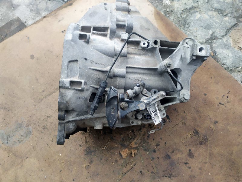 Recambio de caja cambios para ford focus berlina (cap) trend referencia OEM IAM 4M5R7002CE  6 VELOCIDADES