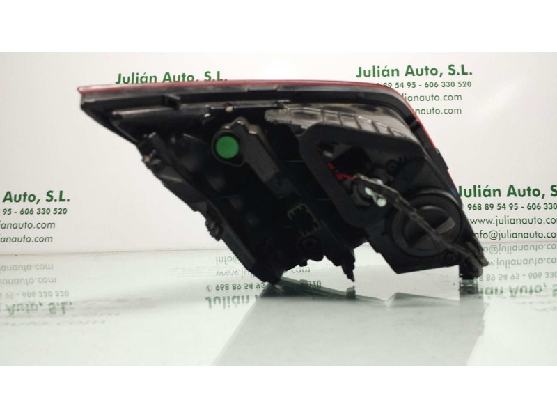 Recambio de piloto trasero derecho interior para peugeot 308 access referencia OEM IAM 9677818280 81260201 INT-PORTON