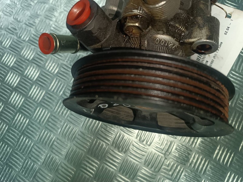 Recambio de bomba direccion para toyota corolla verso (r1) 1.8 luna referencia OEM IAM   