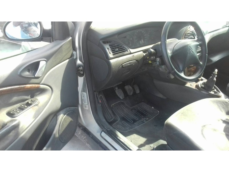 citroen c5 berlina del año 2002