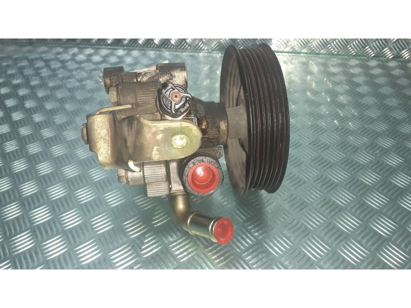 Recambio de bomba direccion para toyota corolla verso (r1) 1.8 luna referencia OEM IAM   