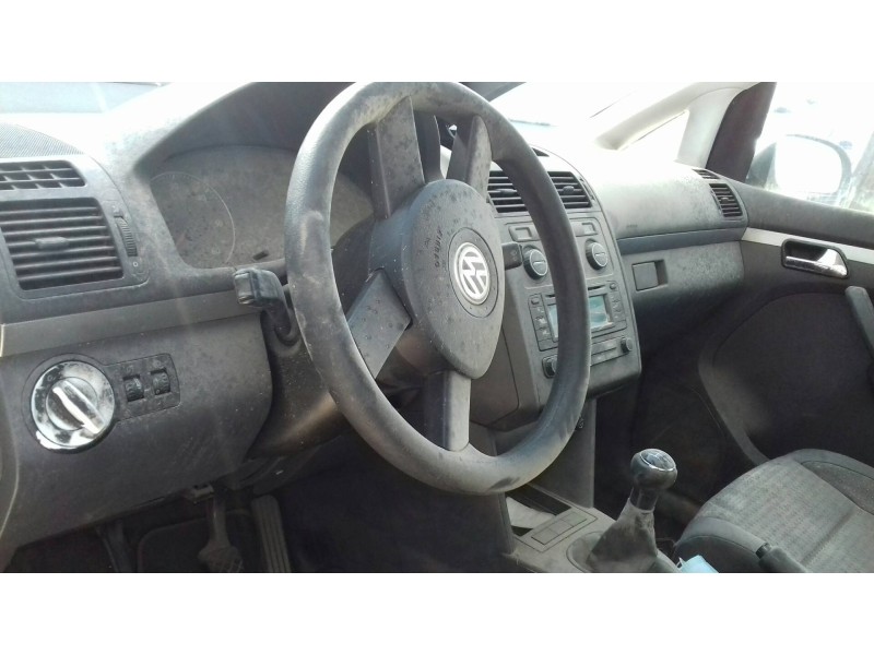 volkswagen touran (1t1) del año 2003