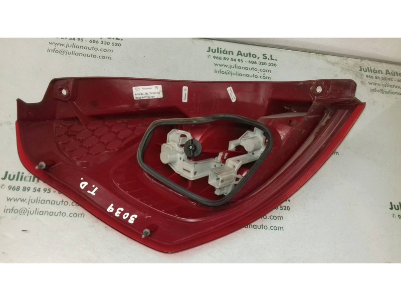 Recambio de piloto trasero derecho para ford fiesta (cb1) trend referencia OEM IAM 9EL35466702  VISTEON