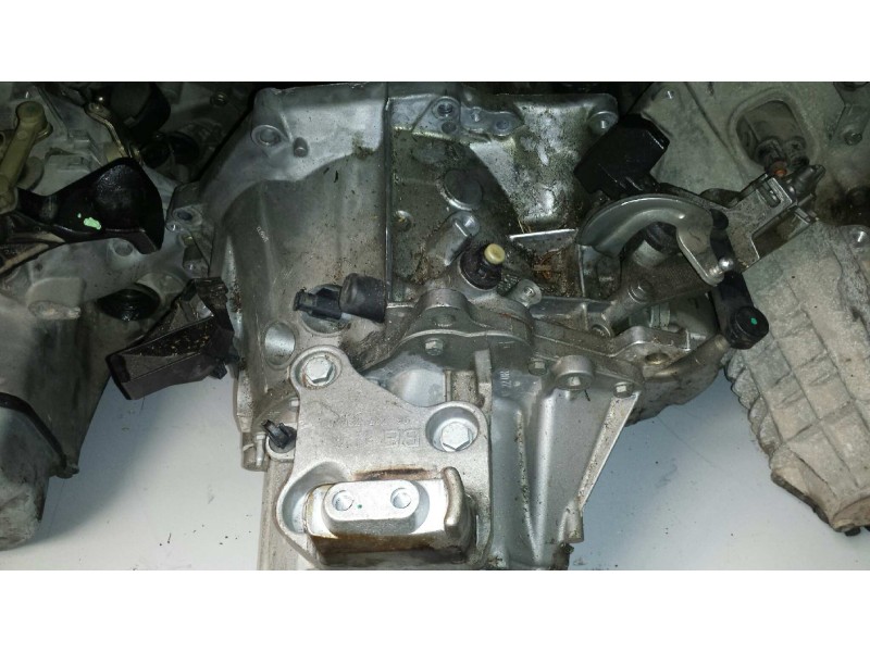 Recambio de caja cambios para peugeot 308 access referencia OEM IAM 20ET05  5 VELOCIDADES