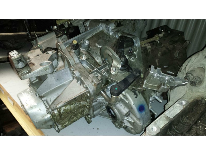 Recambio de caja cambios para peugeot 308 access referencia OEM IAM 20ET05  5 VELOCIDADES