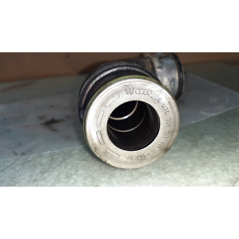 Recambio de tubo para audi a3 (8p) 1.9 tdi e limited edition referencia OEM IAM 038131111A  ADMISION TURBO