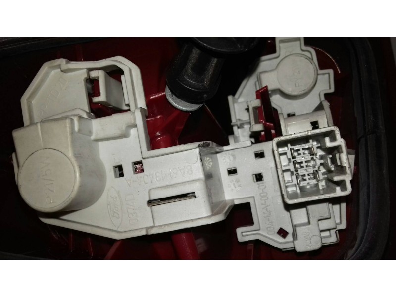 Recambio de piloto trasero derecho para ford fiesta (cb1) trend referencia OEM IAM 9EL35466702  VISTEON