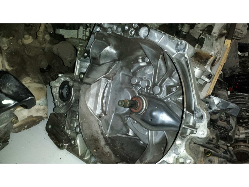 Recambio de caja cambios para peugeot 308 access referencia OEM IAM 20ET05  5 VELOCIDADES