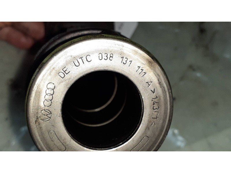 Recambio de tubo para audi a3 (8p) 1.9 tdi e limited edition referencia OEM IAM 038131111A  ADMISION TURBO