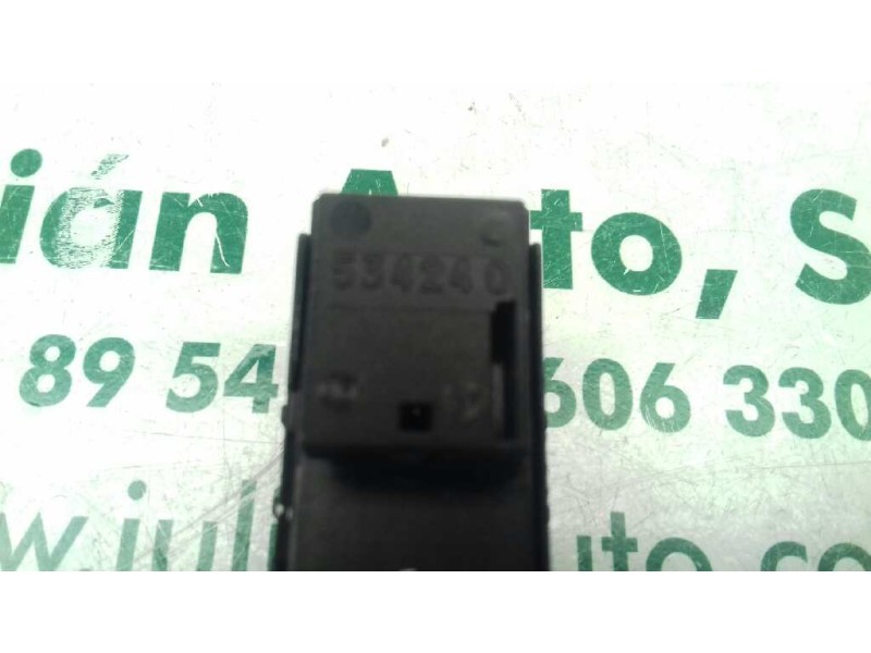 Recambio de mando elevalunas trasero derecho para mercedes-benz clase e (w210) berlina diesel referencia OEM IAM 2108208210  