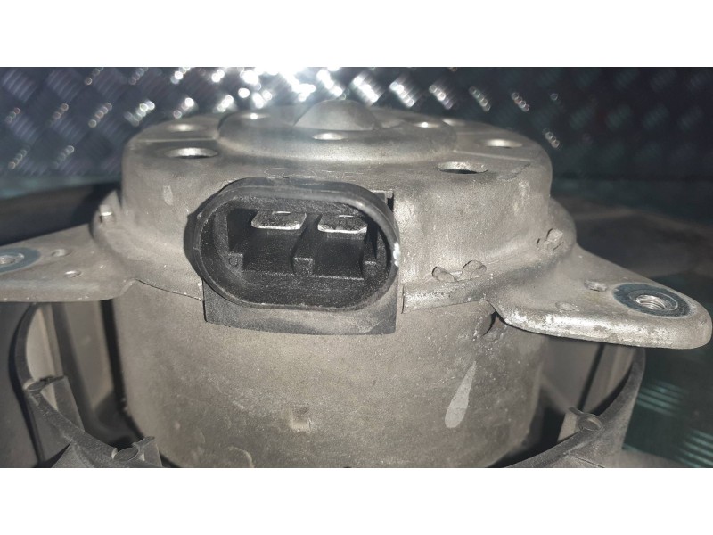 Recambio de electroventilador para renault kangoo dynamique referencia OEM IAM 5000241 3H383312 