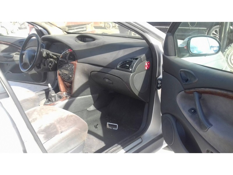 citroen c5 berlina del año 2002