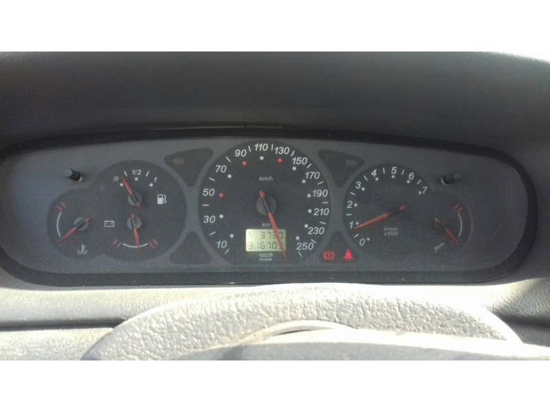 citroen c5 berlina del año 2002