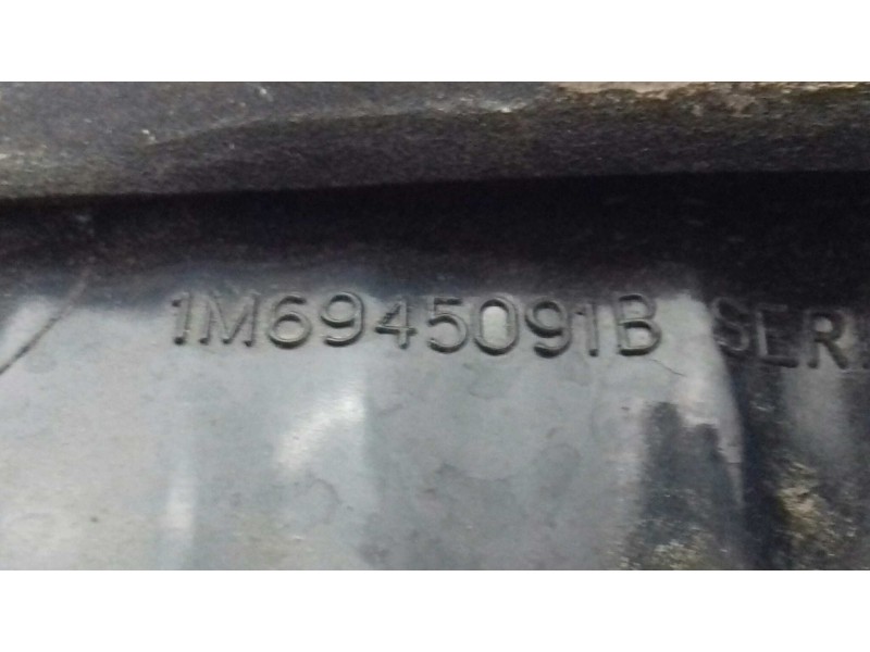 Recambio de piloto trasero izquierdo interior para seat leon (1m1) signo referencia OEM IAM 1M6945091B  INT-PORTON