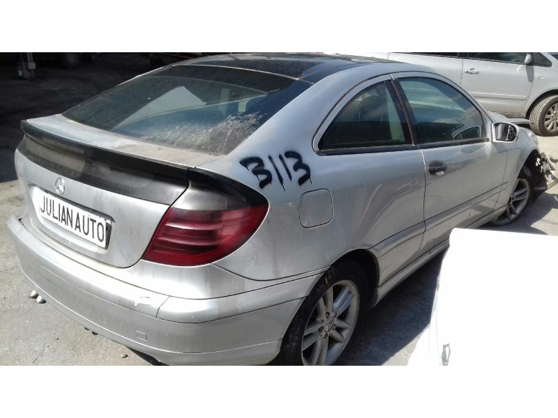mercedes-benz clase c (w203) sportcoupe del año 2002