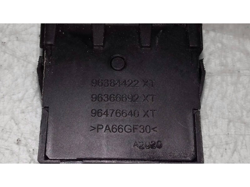 Recambio de mando luces para peugeot 508 access referencia OEM IAM 96384422XT CONECTOR 3 PINES REGULACION LUCES