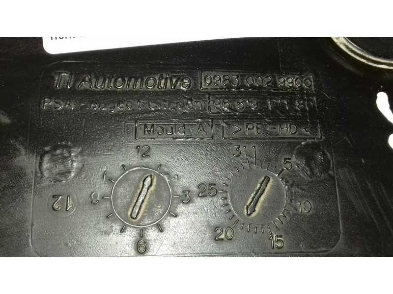 Recambio de deposito combustible para peugeot 508 access referencia OEM IAM 9681917180  DEPOSITO ADITIVO