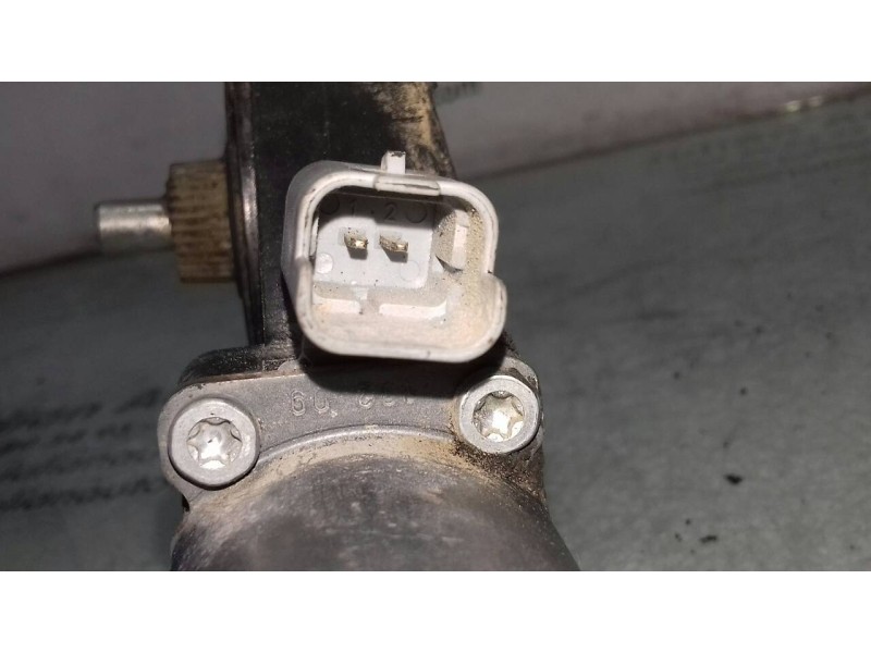 Recambio de motor elevalunas delantero izquierdo para hyundai i30 1.6 cat referencia OEM IAM   2 PINES