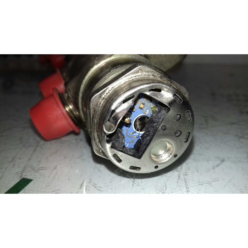 Recambio de rampa inyectora para opel corsa c first referencia OEM IAM 0445214044 46817523 BOSCH