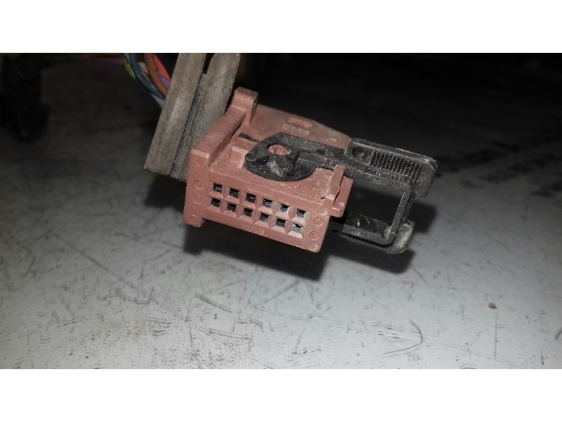 Recambio de retrovisor izquierdo para peugeot 407 sw sport referencia OEM IAM 96456984XT  ELECTRICO