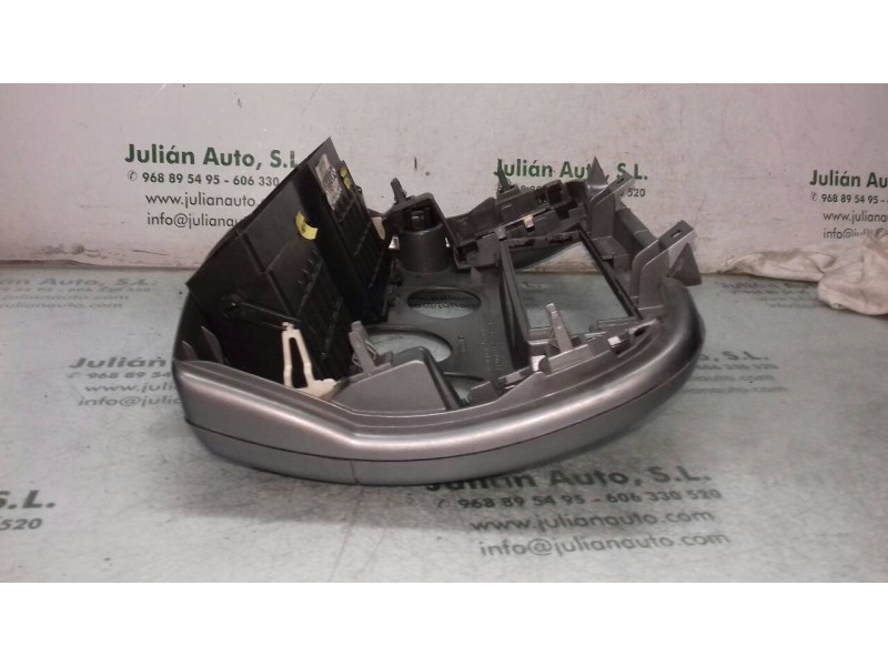 Recambio de rejilla aireadora para renault scenic ii authentique referencia OEM IAM A8200140713 E8200140720 DEL SALPICADERO
