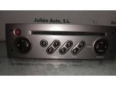 Recambio de sistema audio / radio cd para renault scenic ii authentique referencia OEM IAM 8200562686B 8200562686T  2