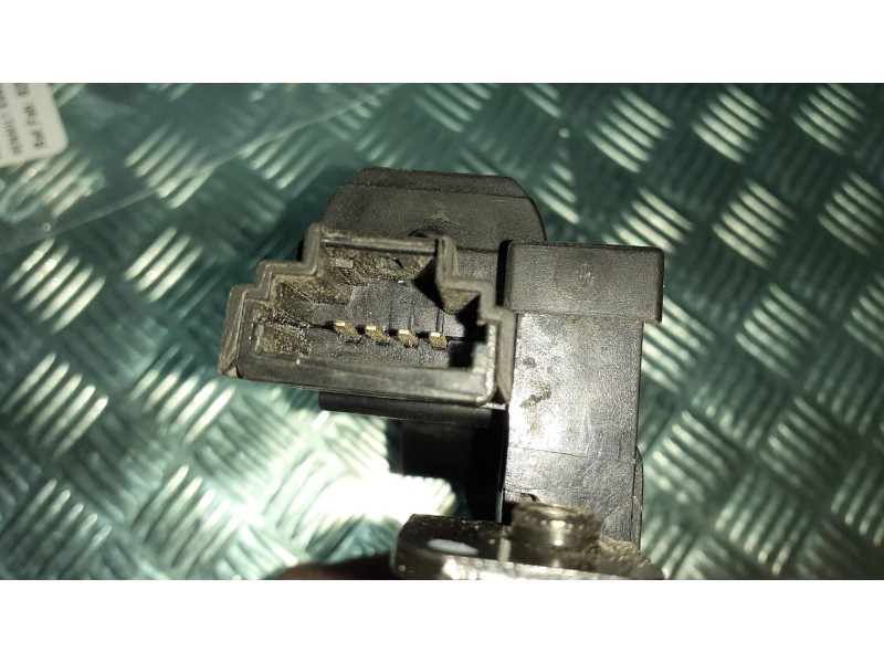 Recambio de cerradura maletero / porton para renault kangoo dynamique referencia OEM IAM 8200497798B  