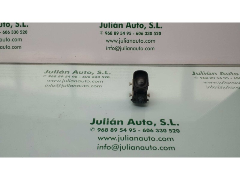 Recambio de mando elevalunas trasero derecho para mercedes-benz clase clk (w209) coupe referencia OEM IAM A2098203510 501958 
