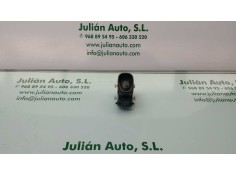 Recambio de mando elevalunas trasero derecho para mercedes-benz clase c (w203) berlina referencia OEM IAM A2038200210 501807 