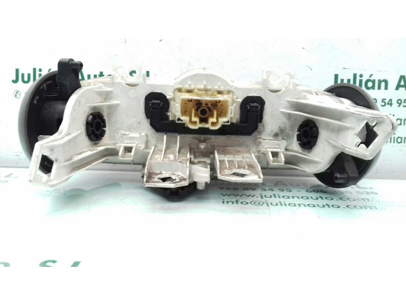 Recambio de mando calefaccion / aire acondicionado para peugeot 107 urban referencia OEM IAM 69617026A1 P69610009AA3E1I 69610009