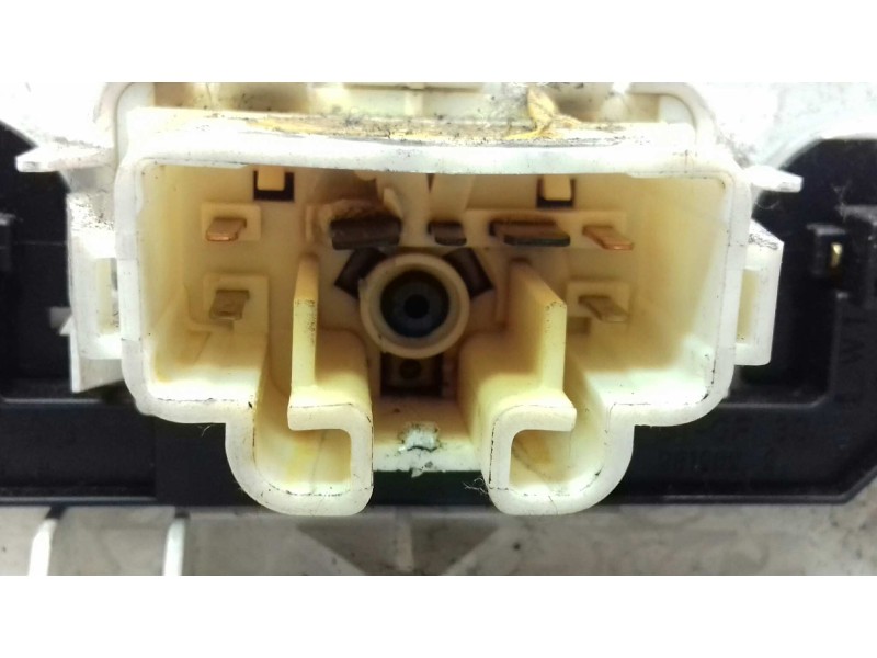 Recambio de mando calefaccion / aire acondicionado para peugeot 107 urban referencia OEM IAM 69617026A1 P69610009AA3E1I 69610009