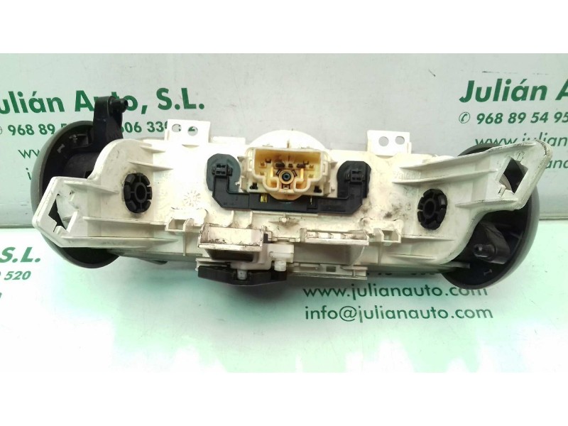 Recambio de mando calefaccion / aire acondicionado para peugeot 107 urban referencia OEM IAM 69617026A1 P69610009AA3E1I 69610009