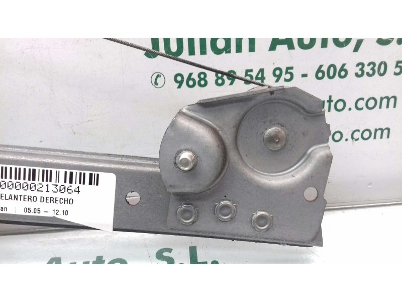 Recambio de elevalunas delantero derecho para peugeot 107 urban referencia OEM IAM 118670RH  ELECTRICO