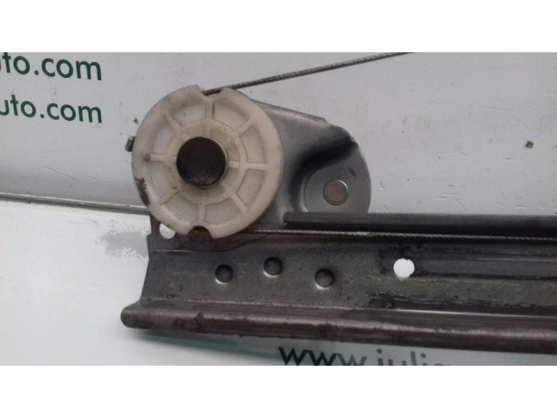 Recambio de elevalunas delantero derecho para peugeot 107 urban referencia OEM IAM 118670RH  ELECTRICO