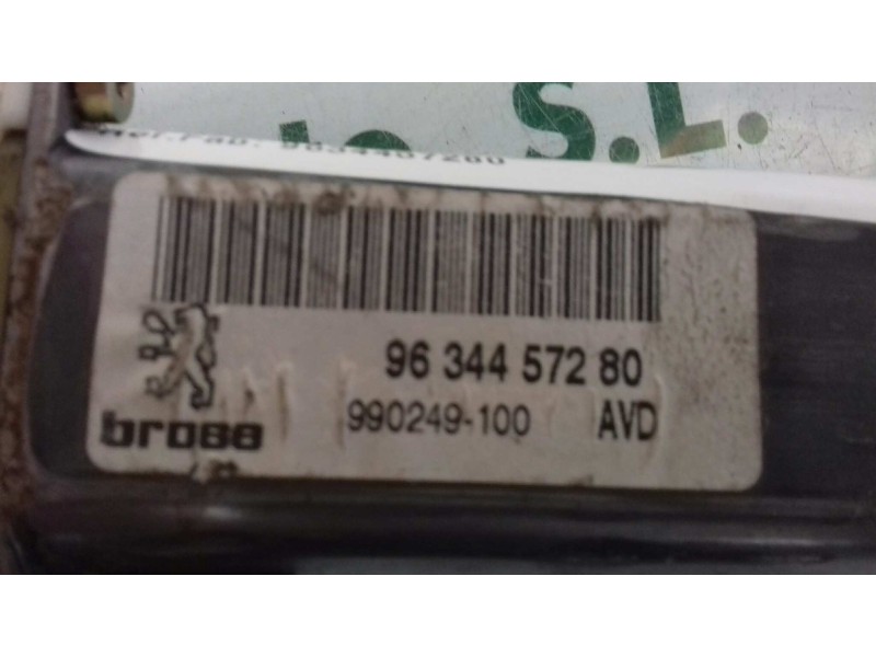 Recambio de motor elevalunas delantero derecho para peugeot 307 (s1) xn referencia OEM IAM 9634457280 990249100 