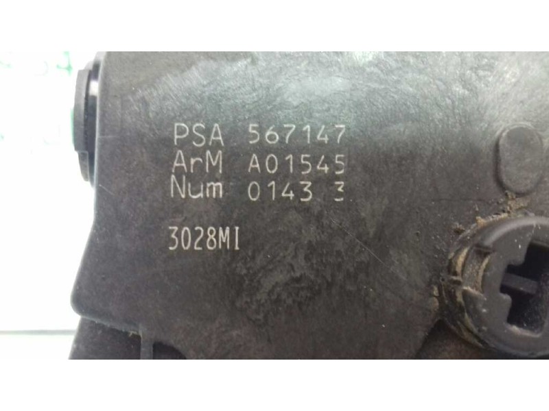 Recambio de cerradura puerta delantera derecha para peugeot 308 confort referencia OEM IAM 567147 A015545 6 PINES