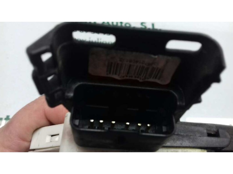 Recambio de cerradura puerta delantera derecha para peugeot 308 confort referencia OEM IAM 567147 A015545 6 PINES