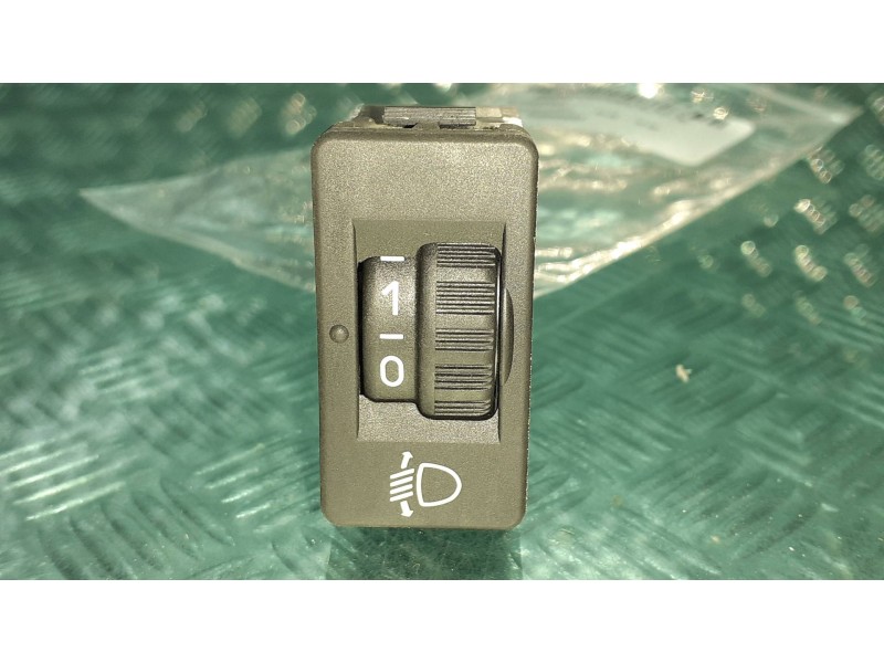 Recambio de interruptor para citroen c3 1.1 furio referencia OEM IAM 96384422XT 96366692XT ALTURA FAROS