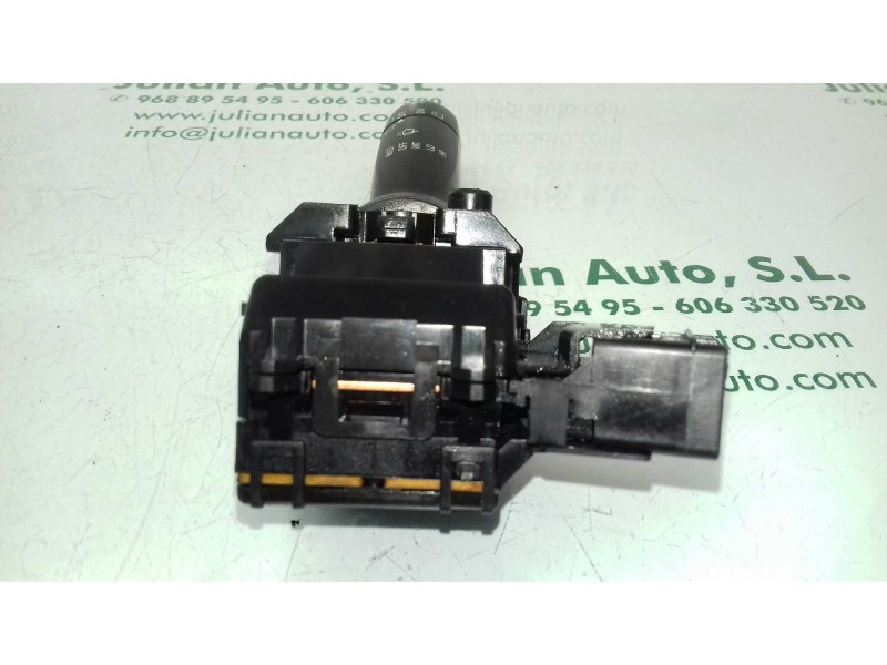 Recambio de mando limpia para peugeot 107 urban referencia OEM IAM 17F003LH 17F144 