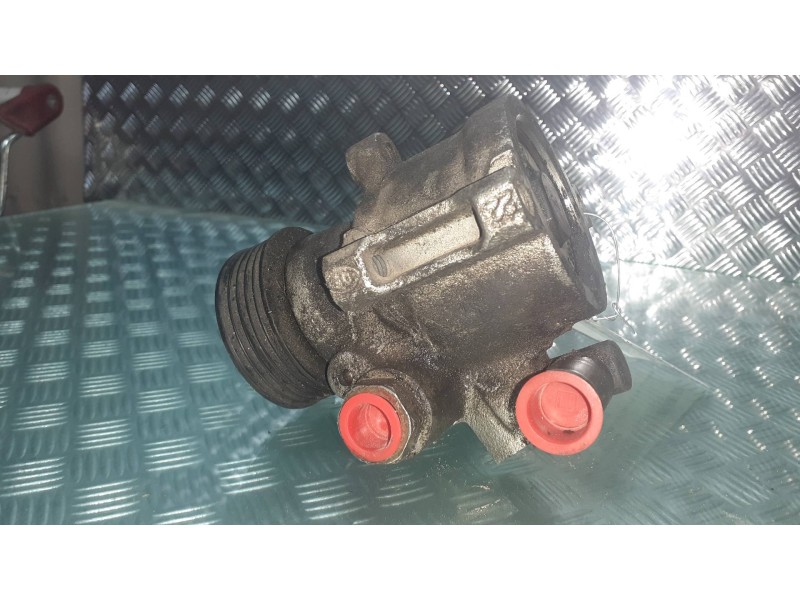 Recambio de bomba direccion para ford mondeo berlina/familiar (fd) 1.8 turbodiesel cat referencia OEM IAM 93BB3A674CB  